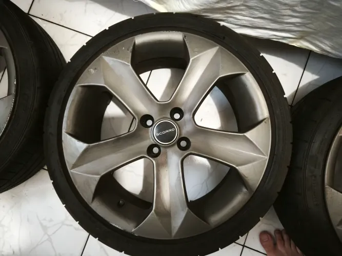 Jogo de rodas aro 17 4x100