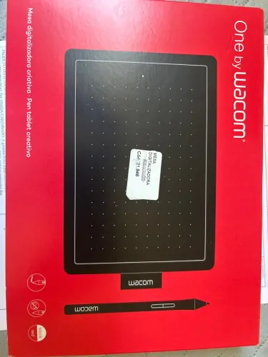 Mesa digitalizadora one by wacom