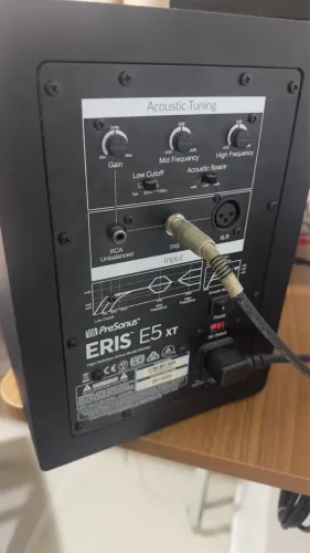 Par monitores de estúdio Eris E5 Ct