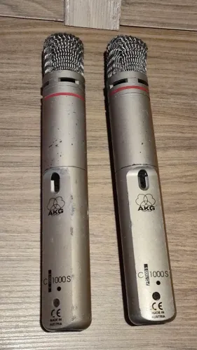 Par de microfones condenser AKG C 1000 S