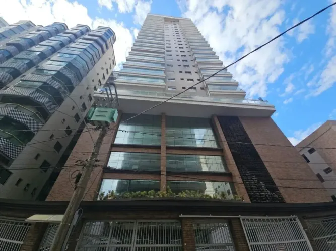 Imóvel para aluguel possui 149 metros quadrados com 3 quartos em Canto do Forte - Praia Gr