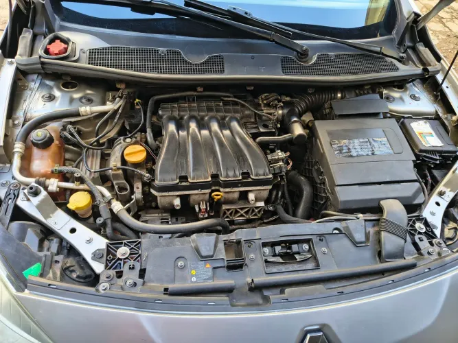 Renault Fluence Sed. Dynamique 2.0 16V Flex Aut. 2012