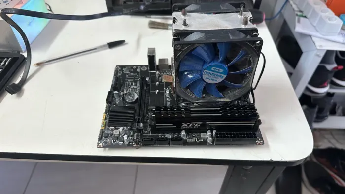 Kit intel i5 8400 placa mae e air cooler