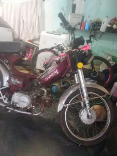 Moto Shineray andando perfeitamente
