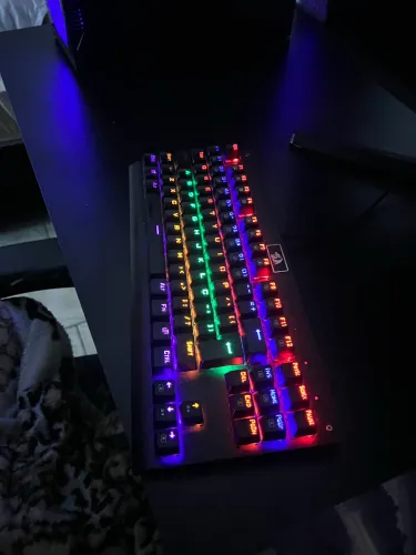 Teclado Mecânico Gamer Redragon K568 RGB