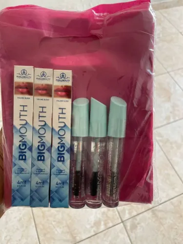 Kit gloss e máscara de cílios incolor