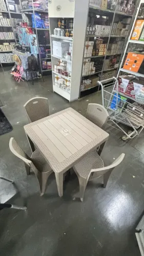 Jogo de mesa estilo rattan pronta entrega 