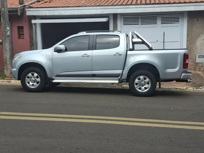 Chevrolet S10 Pick-up LT 2.4 F.power 4X2 CD 2013