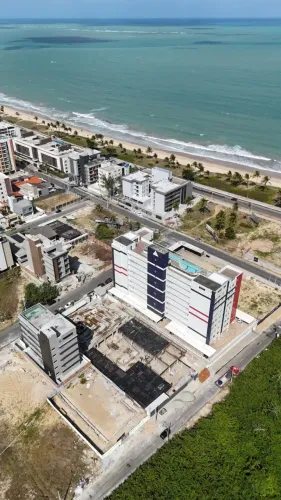 Apartamentos e Flats a 150m do Mar em Intermares, mensais a partir de R$1.790,00
