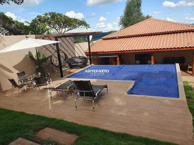 Sítio à venda em Franca, Residencial Irineu Zanetti, com 3 quartos, 2500m²