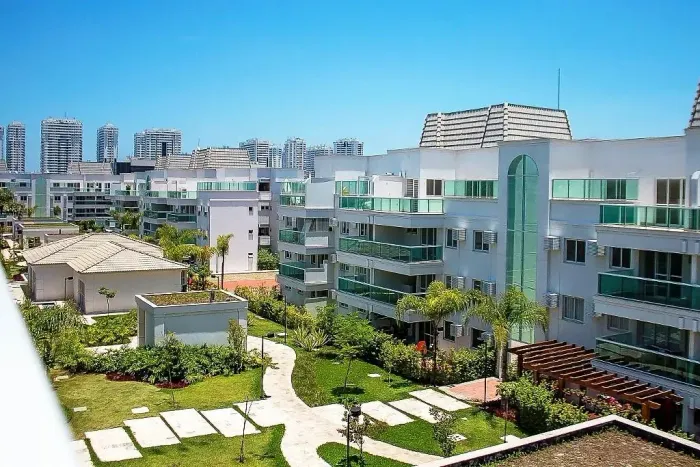 Barra Village - Apartamento de 70 M² com 2 Quartos sendo 1 Suíte