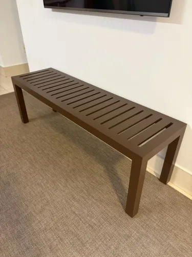 Banco de Alumínio Ripado - 140x40x45cm - Cor Café/Bronze - Ótimo Estado
