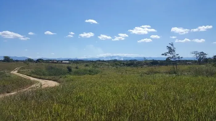 Sítios Vale das Casuarinas, Itatiquara, Araruama, Terrenos de 2.000m²!