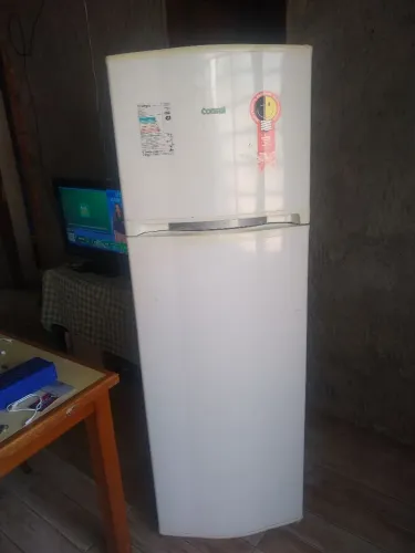 Geladeira Consul com defeito