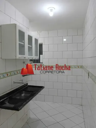 Alugo excelente apartamento térreo no Condomínio São Bento.