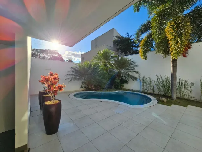 Casa para venda ou locação no Condomínio Villa do Sol em Uberlândia/MG
