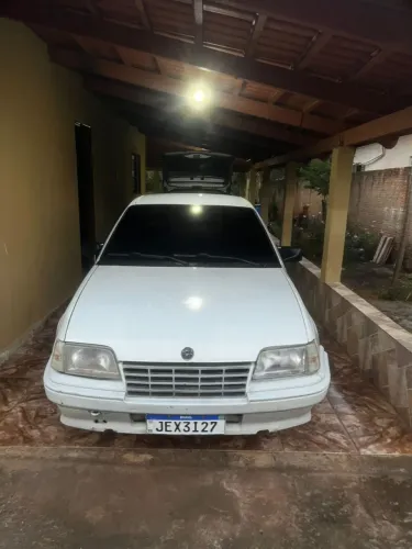Chevrolet Kadett GL 2.0 MPFI / EFI (álcool) 1997