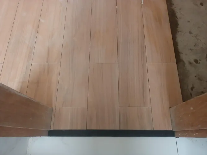 Estalação de porcelanatoe