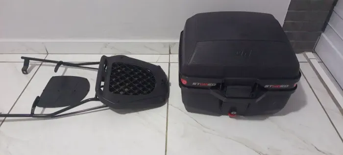 Baú para moto 35 litros preto
