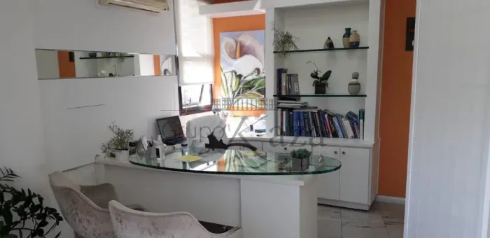 Sala Comercial - Jardim Esplanada - Centro Médico São João - 78m².