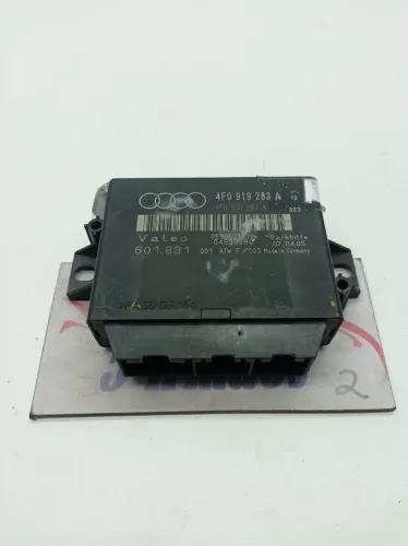 Módulo Estacionamento Audi A6 4.2 V8 2005 /2006 N4f0919283a Preto