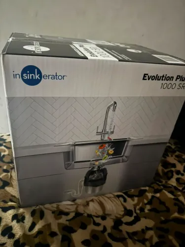 Triturador Evolution Plus 1000 SR - 110V - 1HP - Insinkerator