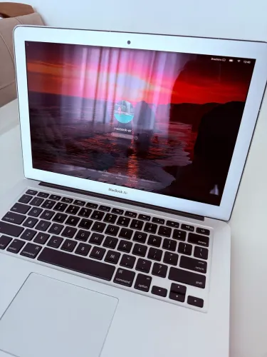 MacBook Air 13 Mid 2013 4GB RAM + SSD 256GB