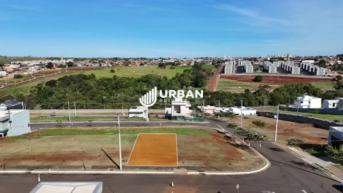 Terreno à venda, 255 m² por R$ 260.000,00 - Parque Tauá - Cond. Araguari - Londrina/PR