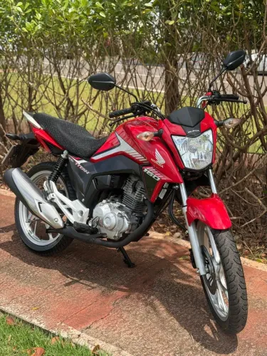 Honda Titan 160 impecável