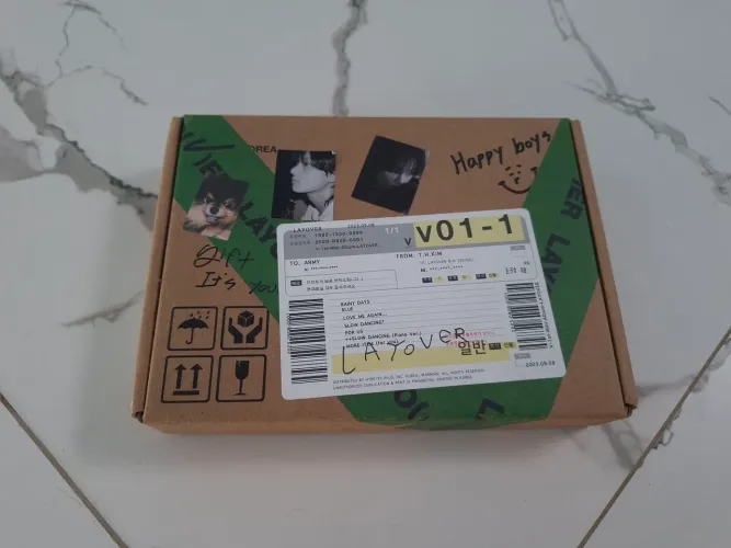 Álbum V (BTS) - Layover (Verde / Green Ver )