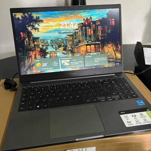 Notebook Samsung book 16?pol