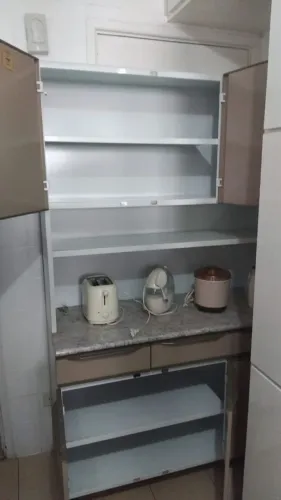 Vendo armário de aço