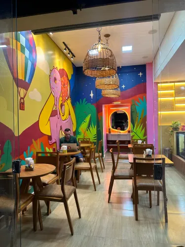 Passo ponto loja confeitaria completa - Setor Bueno (Praça T19) ? Avenida T-1