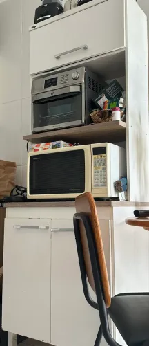 Vendo armário 3 portas + espaço central