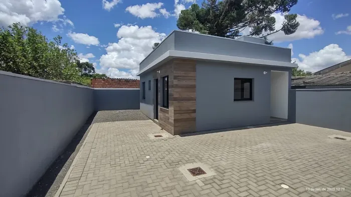 Casa em condominio bairro São José Canoas.