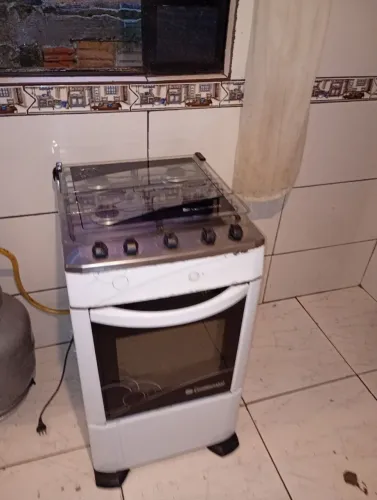 Fogao 4 bocas funcionando acedimento automatico