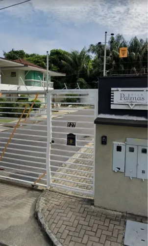 Cada para aluguel CD Vila das Palmas com 3 quartos piscina privativa em Flores - Manaus -