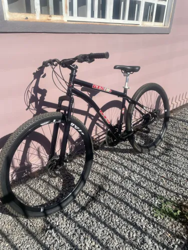 Bicicleta aro 29 em bom estado