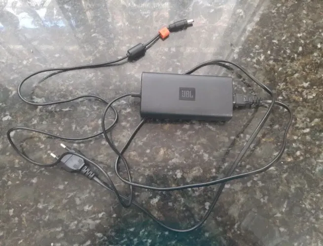 JBL Boombox 1