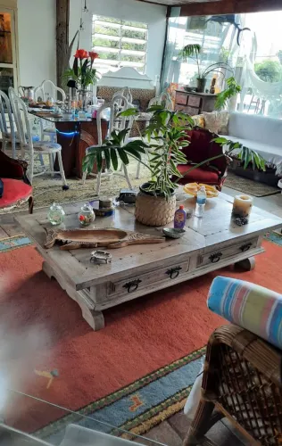 Mesa de centro madeira maciça 