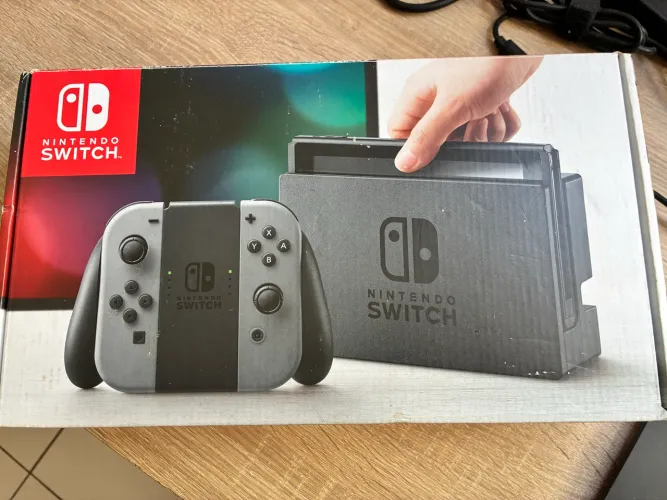 Nintendo Switch V1 Desbloqueado - Seminovo!