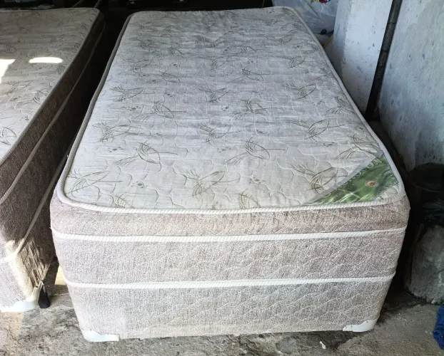 Cama box de solteiro