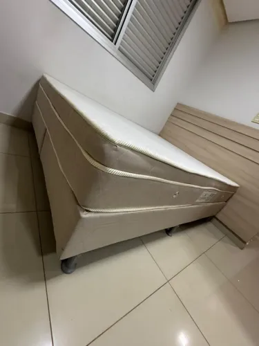 Cama Box Casal Queen Size com Colchão Oriental Terapêutico 