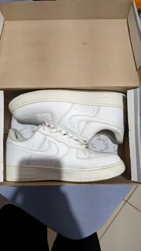 Nike Air force 1 White ?