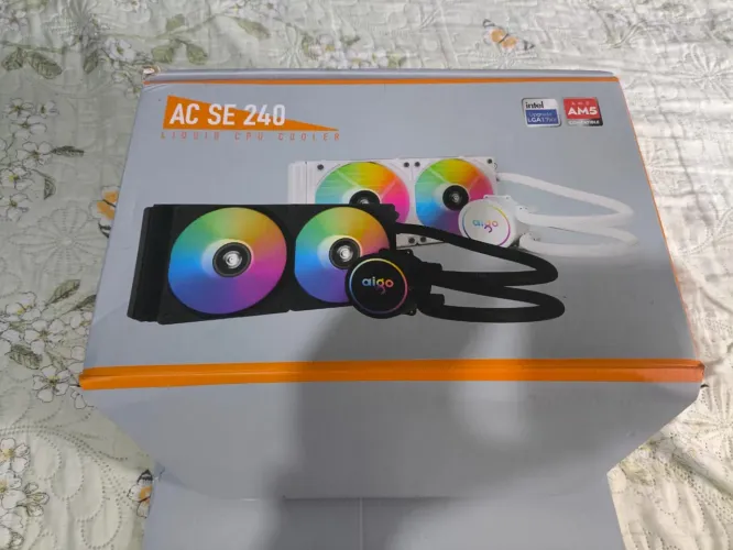 Water Cooler: Aigo AC SE 240 (compatível com Intel e AMD)