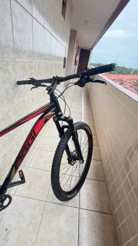 Bike ,, passadores e freios>Shimano -deore. Pneus sem câmara,, tubless.
