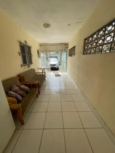 Casa para Venda em Itanhaém, Nossa Senhora Do Sion, 2 dormitórios, 1 suíte, 1 banheiro, 3