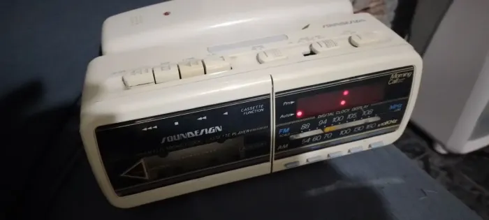 Radio relogio Soundesign 7580 anos 80
