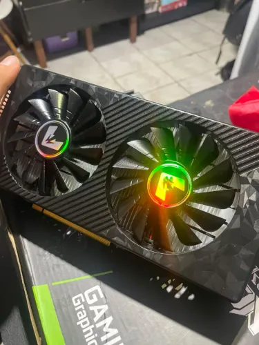 Placa de Vídeo RX 590 8gb