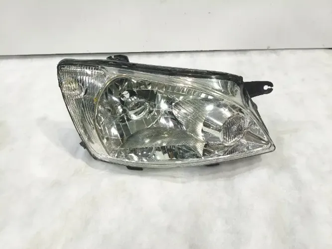 Farol direito Classic 2011 2012 2013 2014 2015